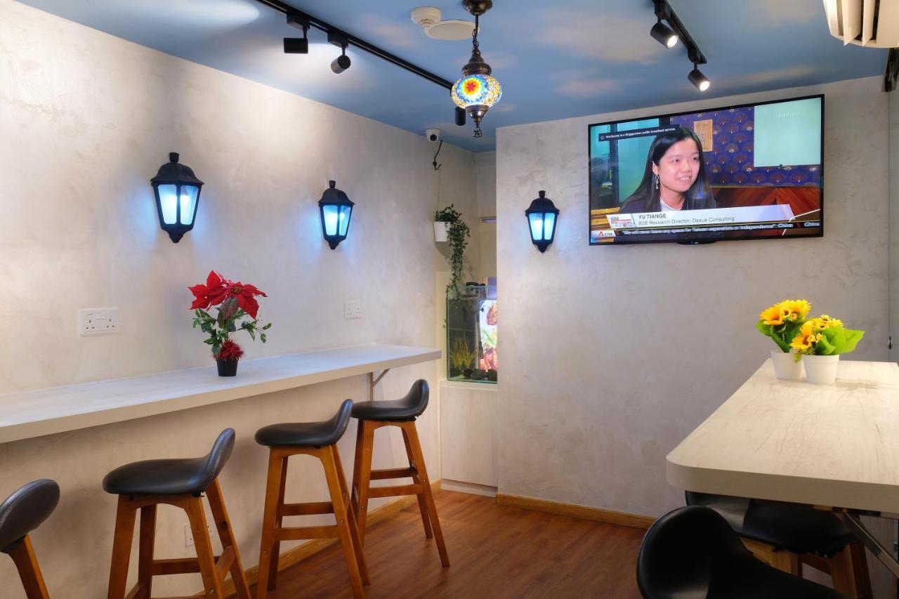 Single Sharing Room And Short Hours Stay At Sandpiper Hotel Singapore Buitenkant foto